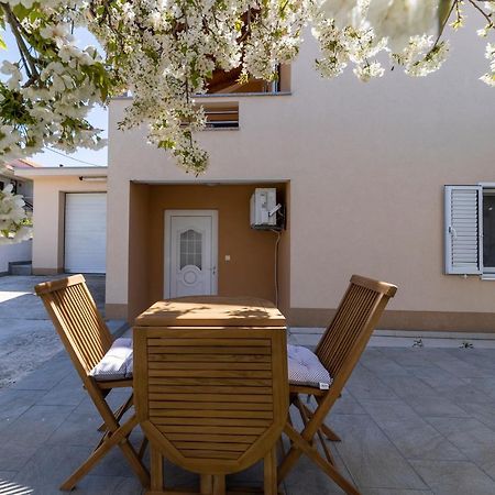 Happy Home Apartment Zadar Bagian luar foto