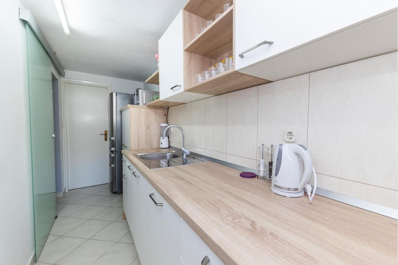 Happy Home Apartment Zadar Bagian luar foto