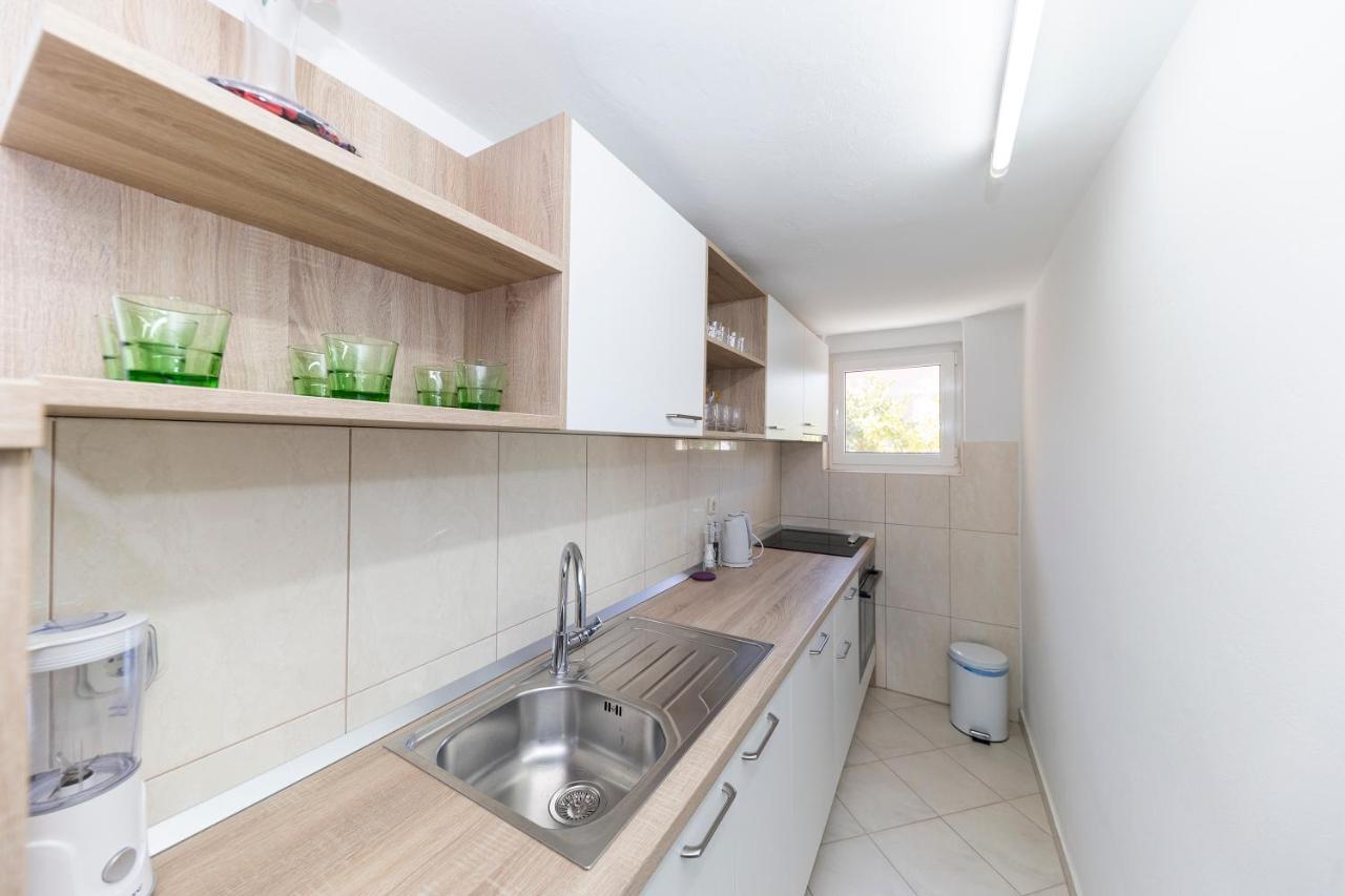 Happy Home Apartment Zadar Bagian luar foto